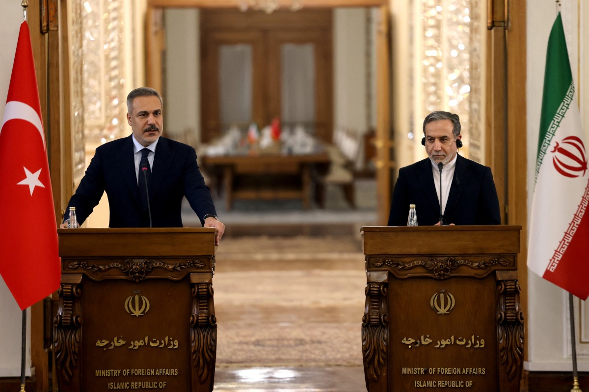 Iranian FM heads to Turkey as Ankara pushes mediation amid US-Iran tensions